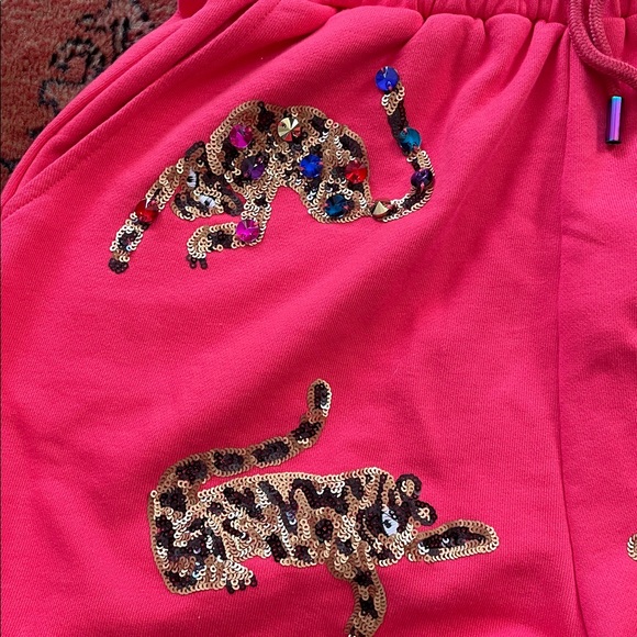 QUEEN OF SPARKLES sequin leopard shorts red size Medium - Picture 3 of 9